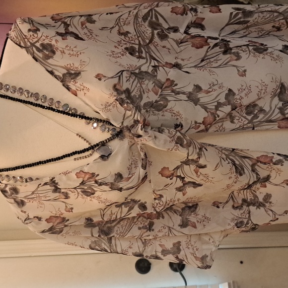 FLORAL WRAP/KIMONO - Picture 3 of 7